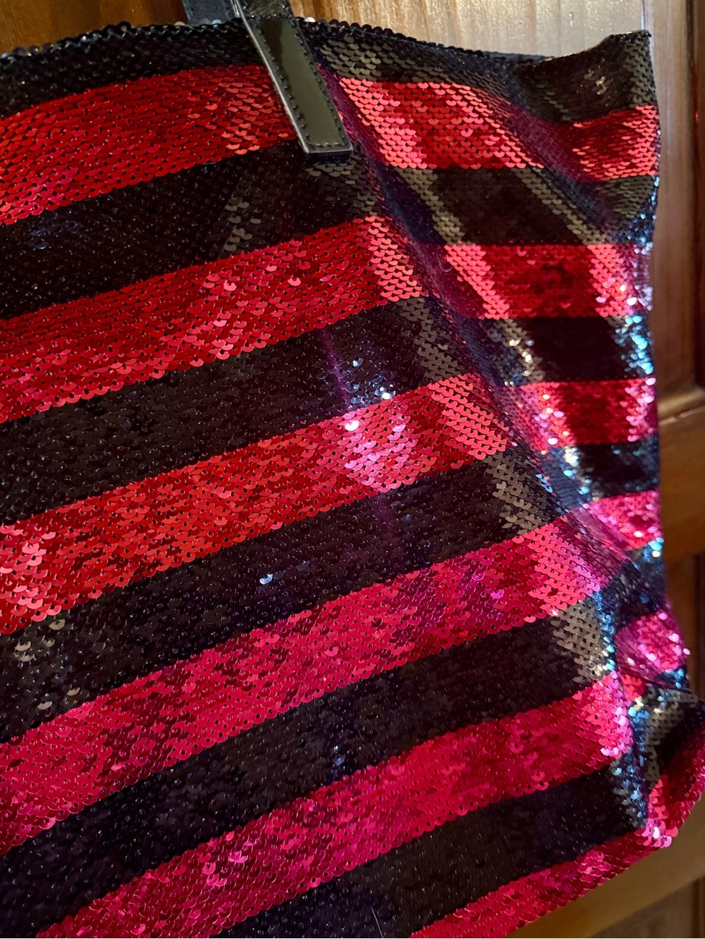 PRADA Sequin Tote Bag Nylon Black & Hot Pink with zip pocket inside - Picture 4 of 9